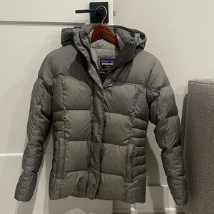Patagonia women’s down jacket